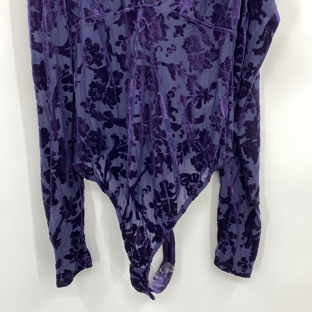 Intimately Free People Magic Hour Bodysuit Women Size XS Purple Velvet Puff‎ - Picture 4 of 16